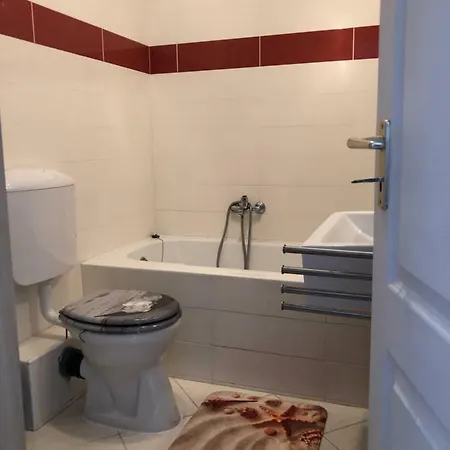 Apartament Rokus Apartman *